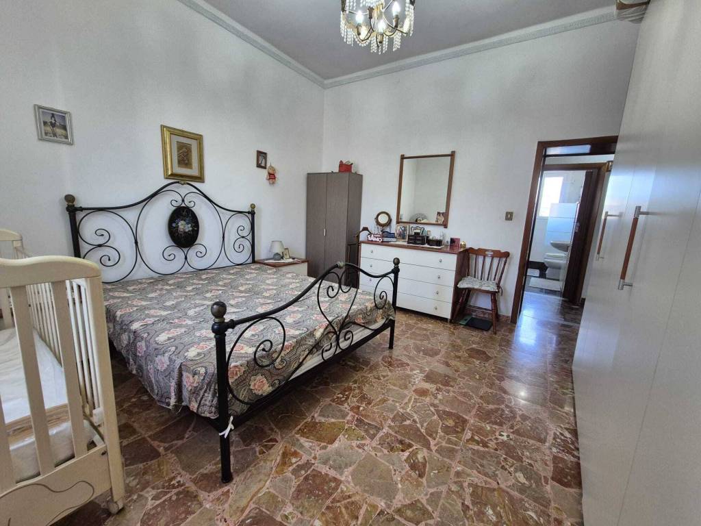 Appartamento a Brindisi in Via Marche - Foto 5