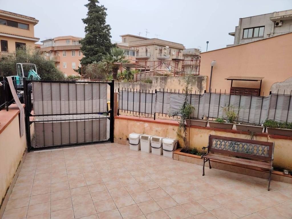 Appartamento a Carini in Via Don Luigi Sturzo, 7 - Foto 5