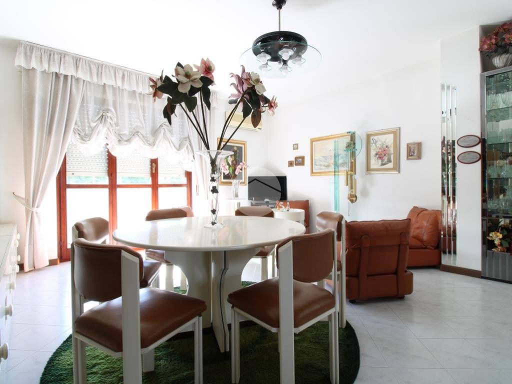 Appartamento a Quartucciu in Via Carlo Rosselli, 27 - Foto 2