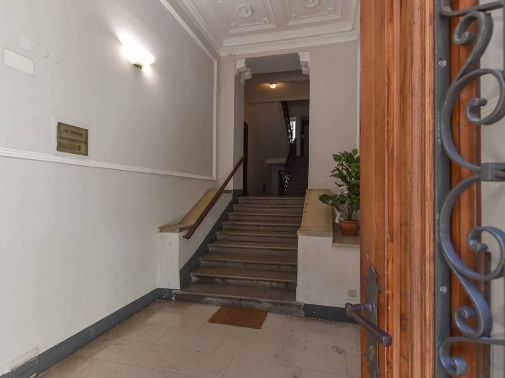 Appartamento a Trieste in Via Ugo Foscolo, 16 - Foto 3