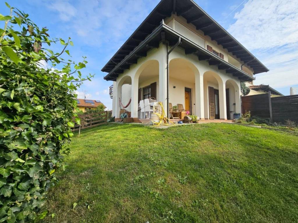 Appartamento a Rondissone in Via Giuseppe Ungaretti, 14 - Foto 2