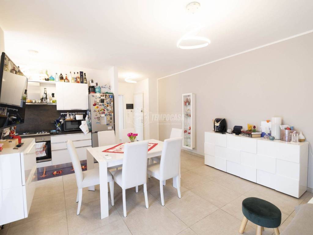 Appartamento a Novara in Viale Papa Giovanni XXIII - Foto 3