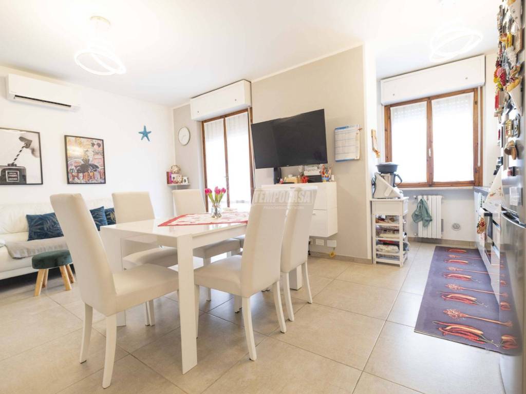 Appartamento a Novara in Viale Papa Giovanni XXIII - Foto 4