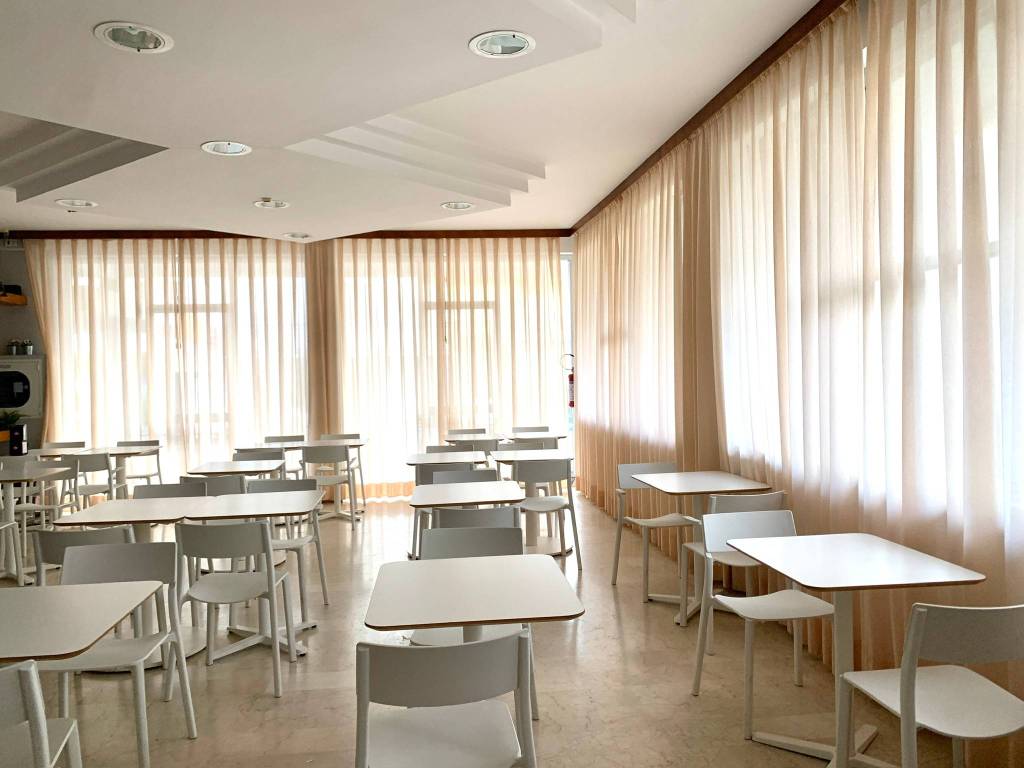 Palazzo / stabile a Riccione in Viale Torquato Tasso - Foto 2