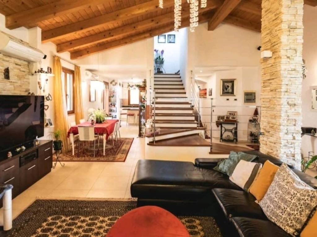 Villa a Misano adriatico in Via Ernani - Foto 4