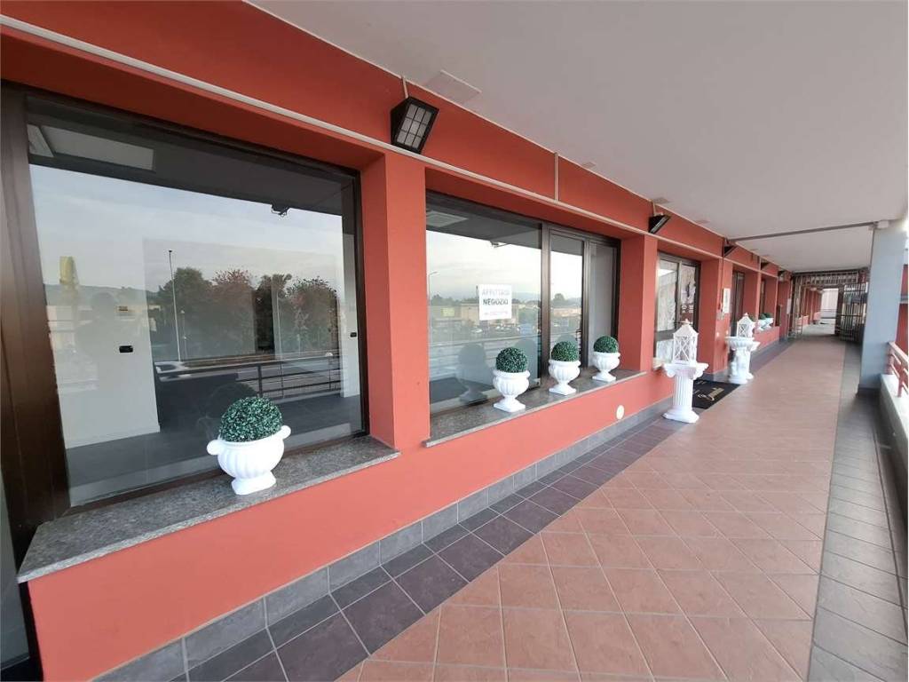 Immobile a Castelletto sopra ticino in Via Sempione , 155 - Foto 3