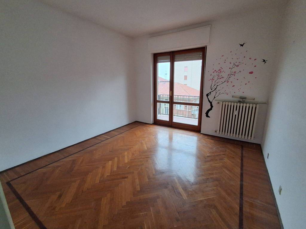 Appartamento a Asti in Corso Alla Vittoria - Foto 2