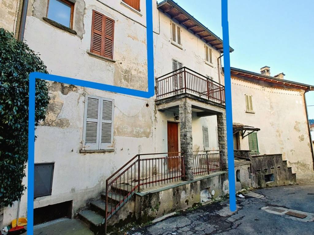 Casa indipendente a Centro valle intelvi in Via San Fedele, 8 - Foto 2