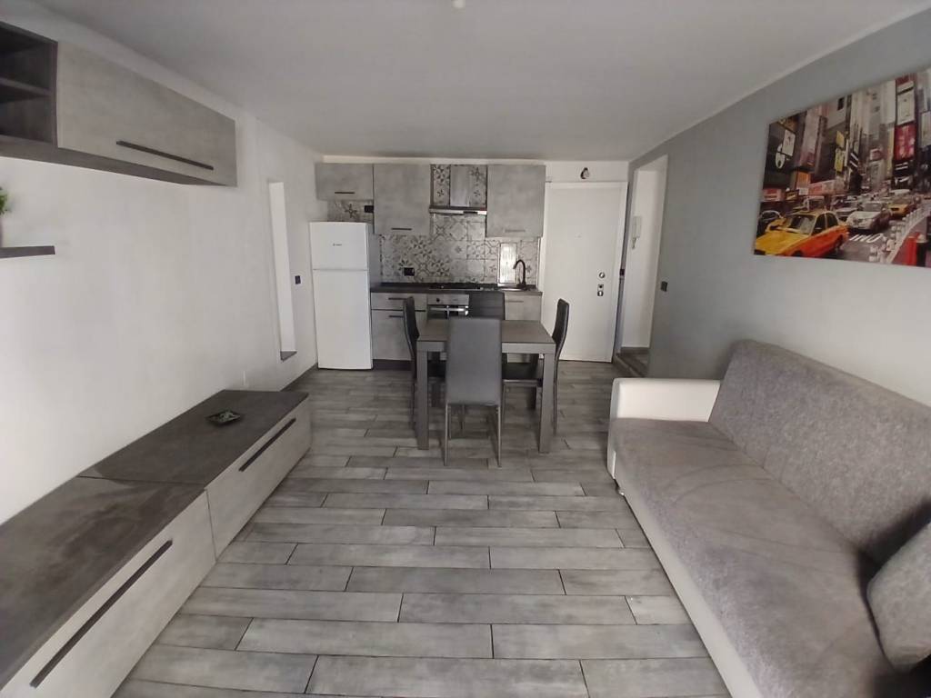 Appartamento a Saronno in Via Padre Luigi Monti - Foto 5