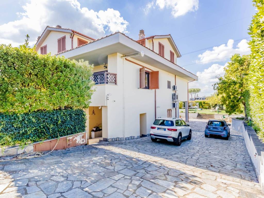 Villa a Guidonia montecelio in Via Poggio Belvedere - Foto 3