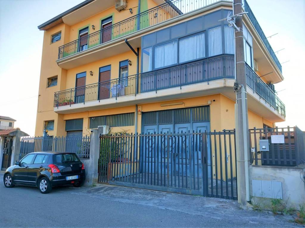 Immobile a Belpasso in Via Cesare Terranova - Foto 3