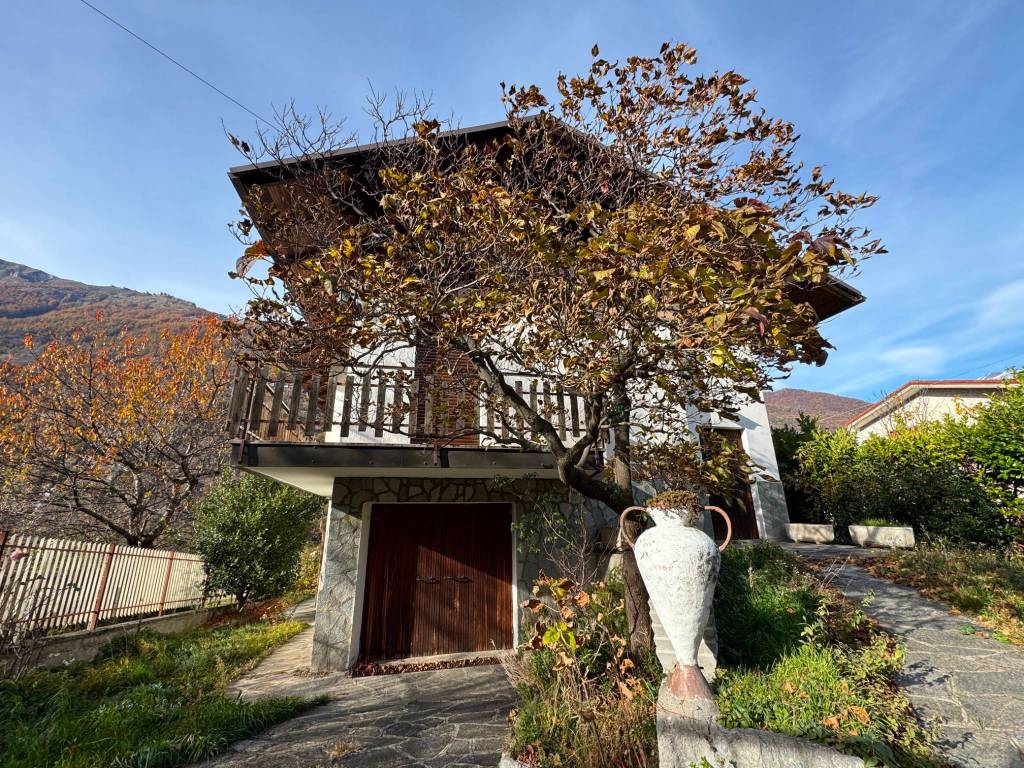 Villa a Chiomonte in Via Giuseppe Garibaldi, 19 - Foto 2