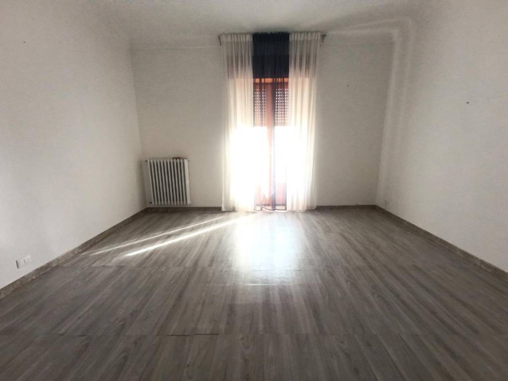 Appartamento a Ceglie messapica in Via Fratelli Cairoli - Foto 4
