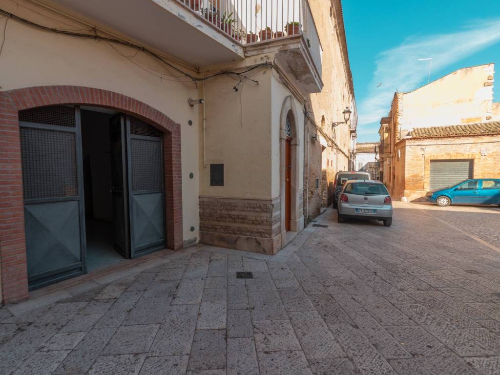 Appartamento a Lucera in Via Mozzagrugno, 9 - Foto 4