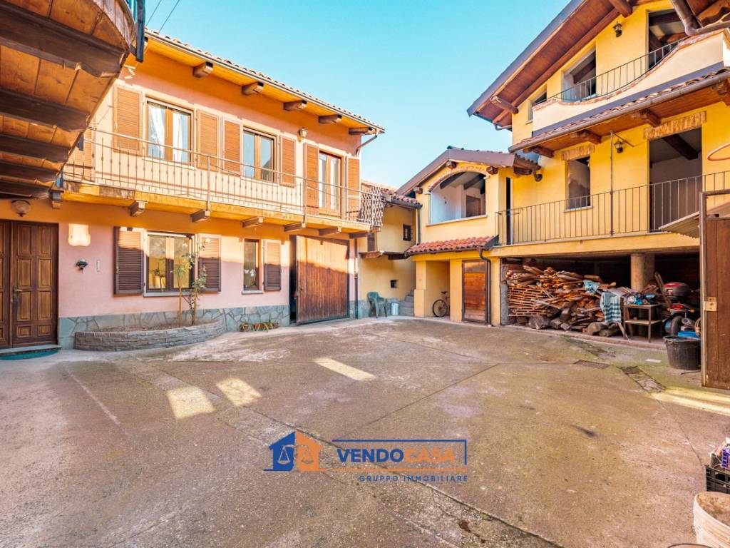 Villa a Costigliole saluzzo in Via Roma, 4 - Foto 3