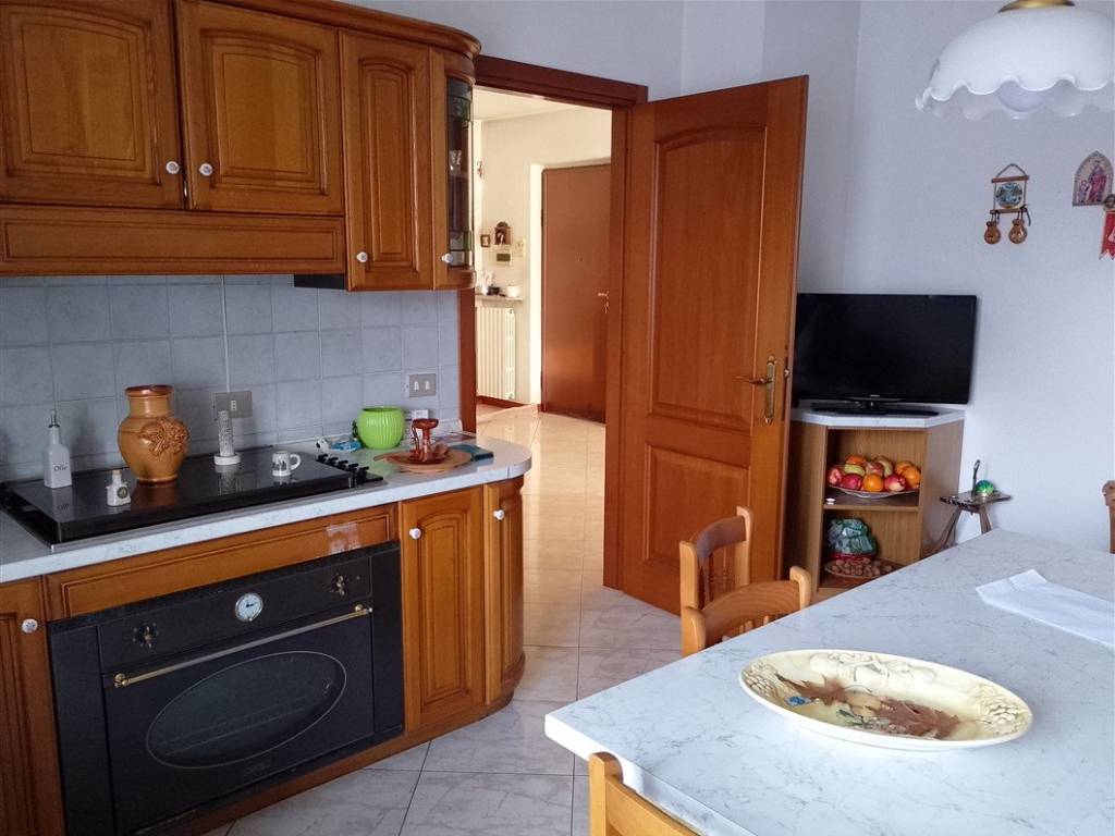 Appartamento a Borgomanero in Vicolo Cascinino - Foto 3