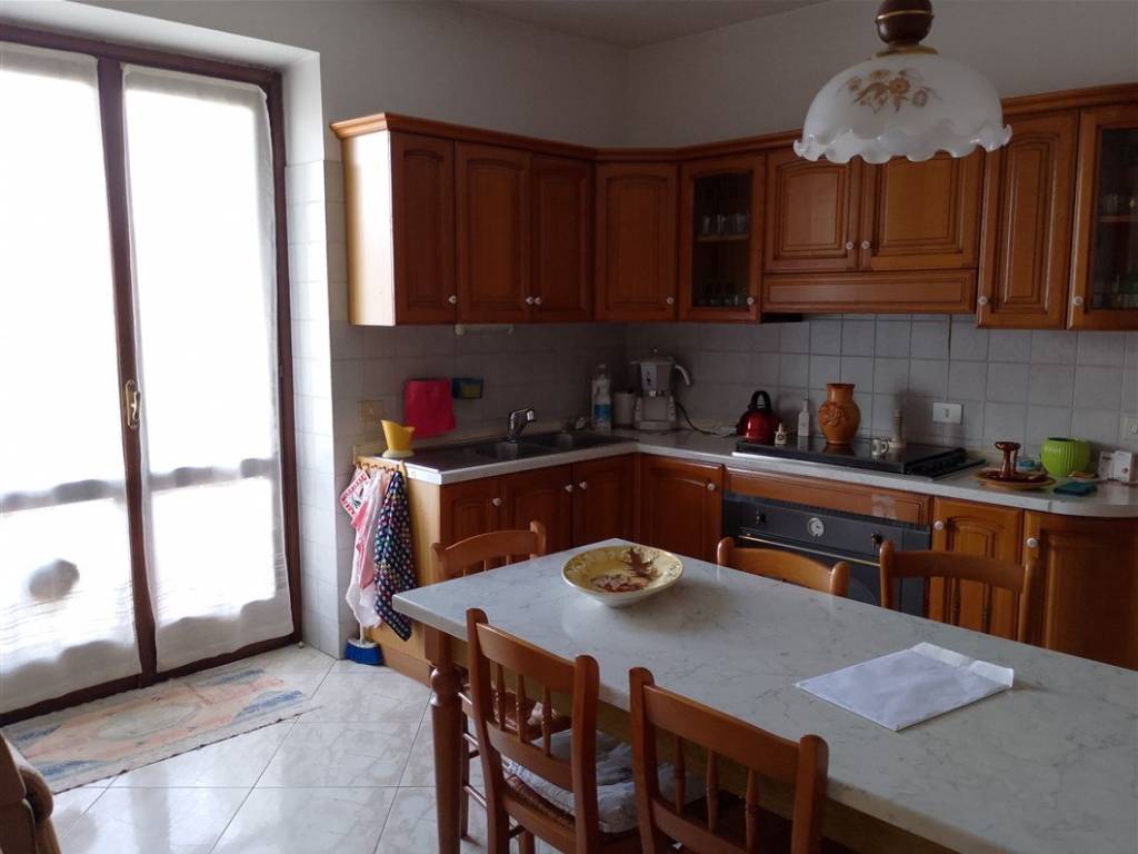 Appartamento a Borgomanero in Vicolo Cascinino - Foto 5