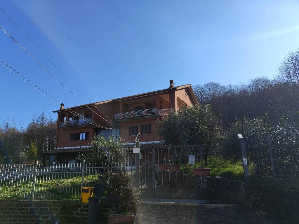 Palazzo / stabile a Monte compatri in Via Alfredo Serranti - Foto 5