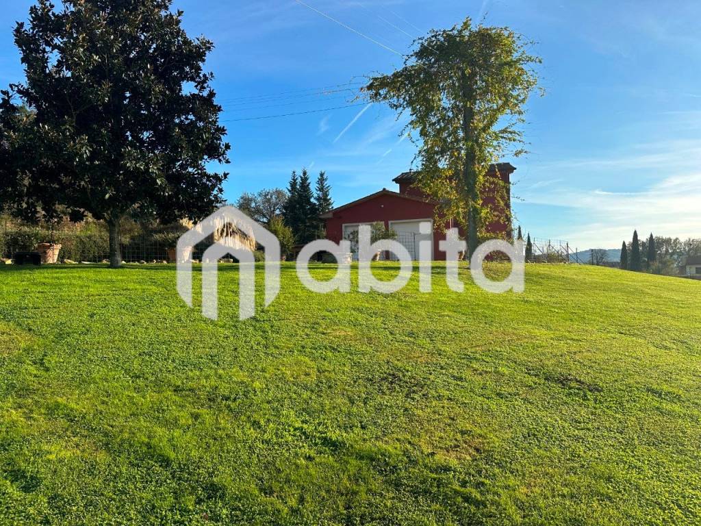 Villa a Bucine in via dante alighieri - Foto 4