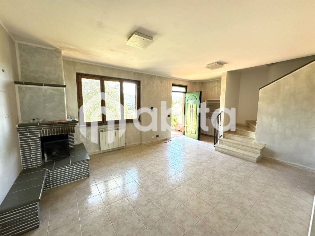 Villetta a schiera a Bucine in via della penna - Foto 2