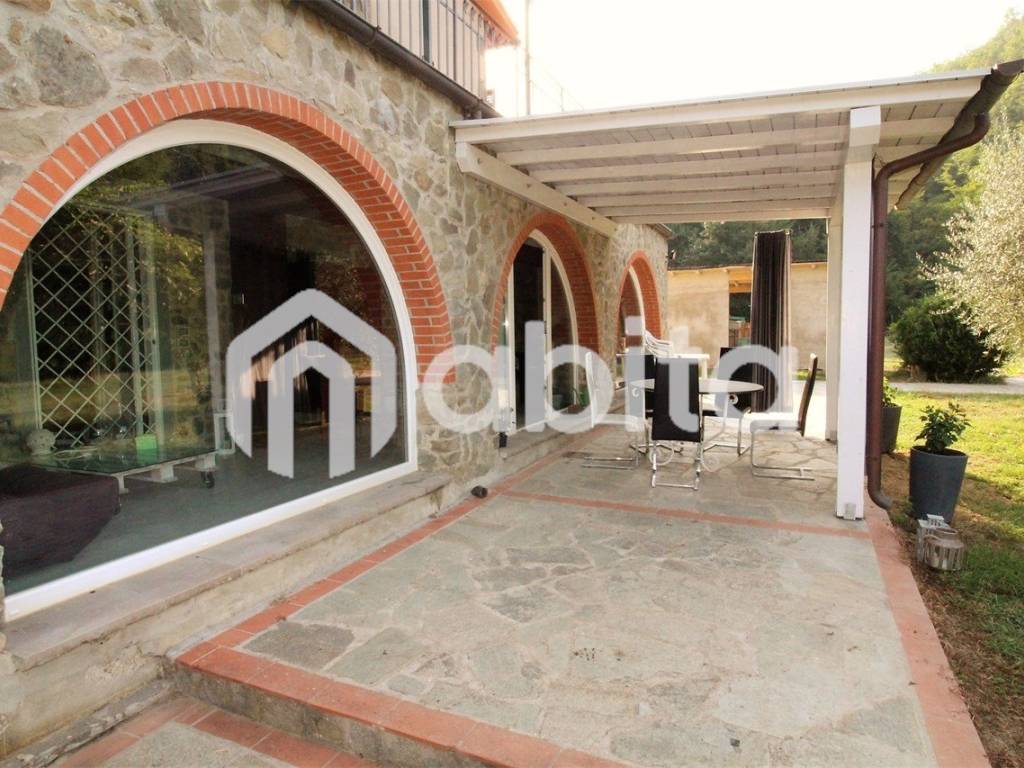 Rustico / casale a Castelfranco piandisco in CASTELFRANCO DI SOPRA - Foto 4