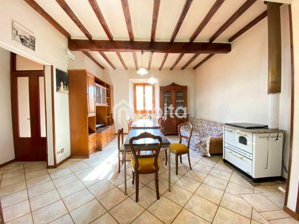 Appartamento a Cavriglia in via roma - Foto 3