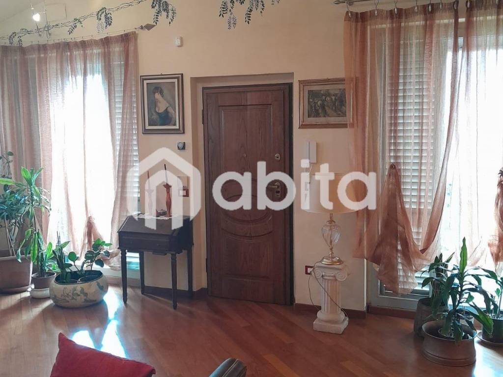 Villetta a schiera a San giovanni valdarno in semicentrale - Foto 4