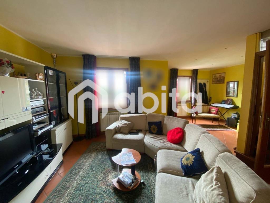 Villetta a schiera a San giovanni valdarno in Via emilio gadda, 32 - Foto 2