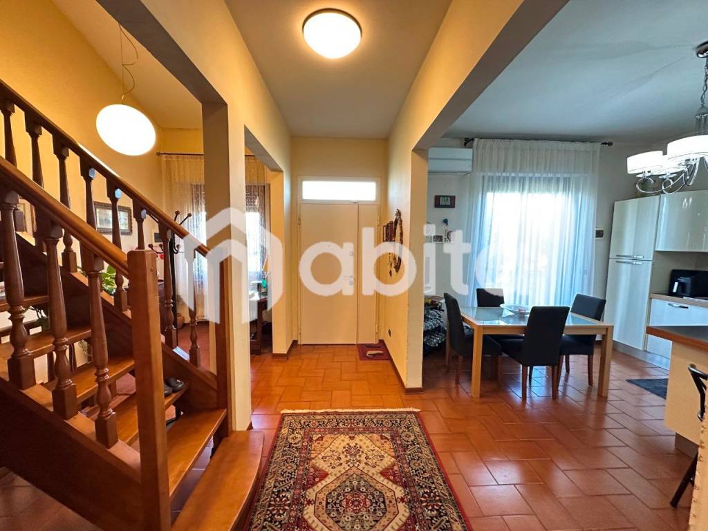 Villa a San giovanni valdarno in viale dell'unità d'italia - Foto 5