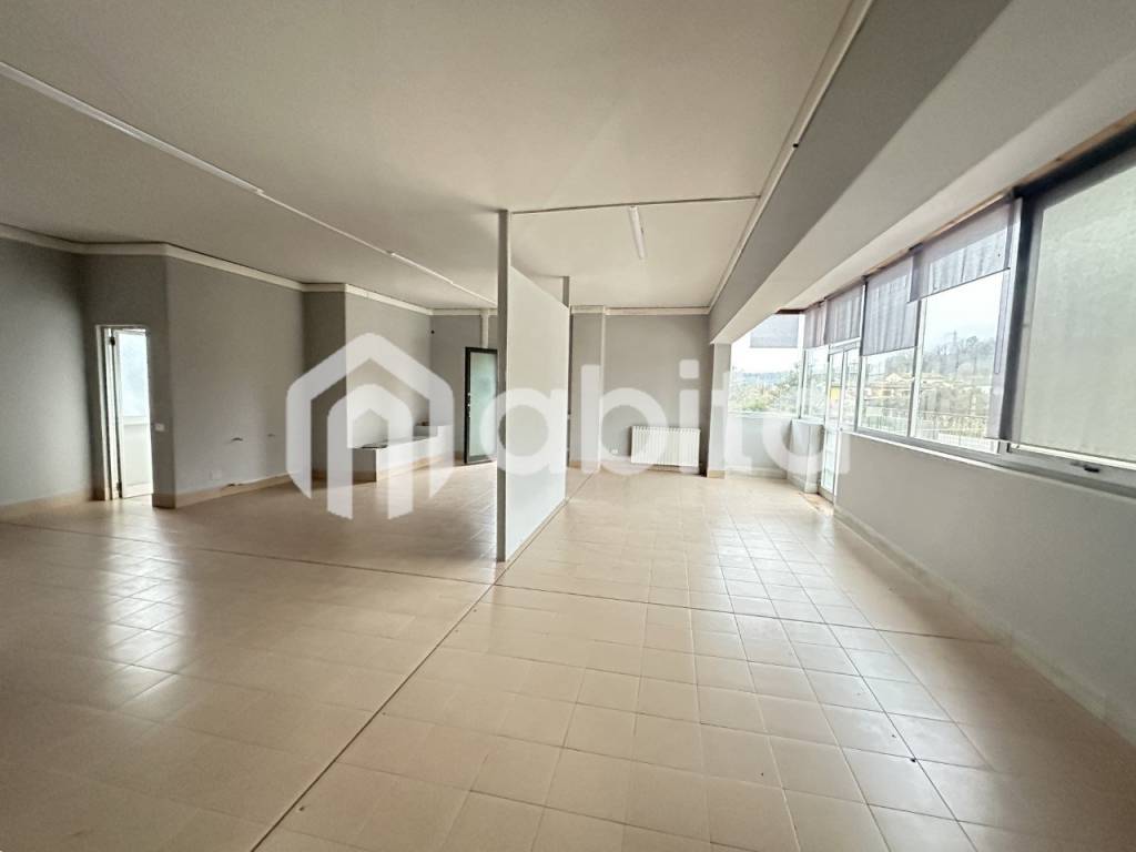 Immobile a Montevarchi in Viale Luigi Cadorna - Foto 3