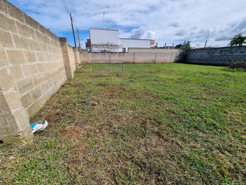 Terreno a Copertino in Via Bernardino Desa - Foto 5