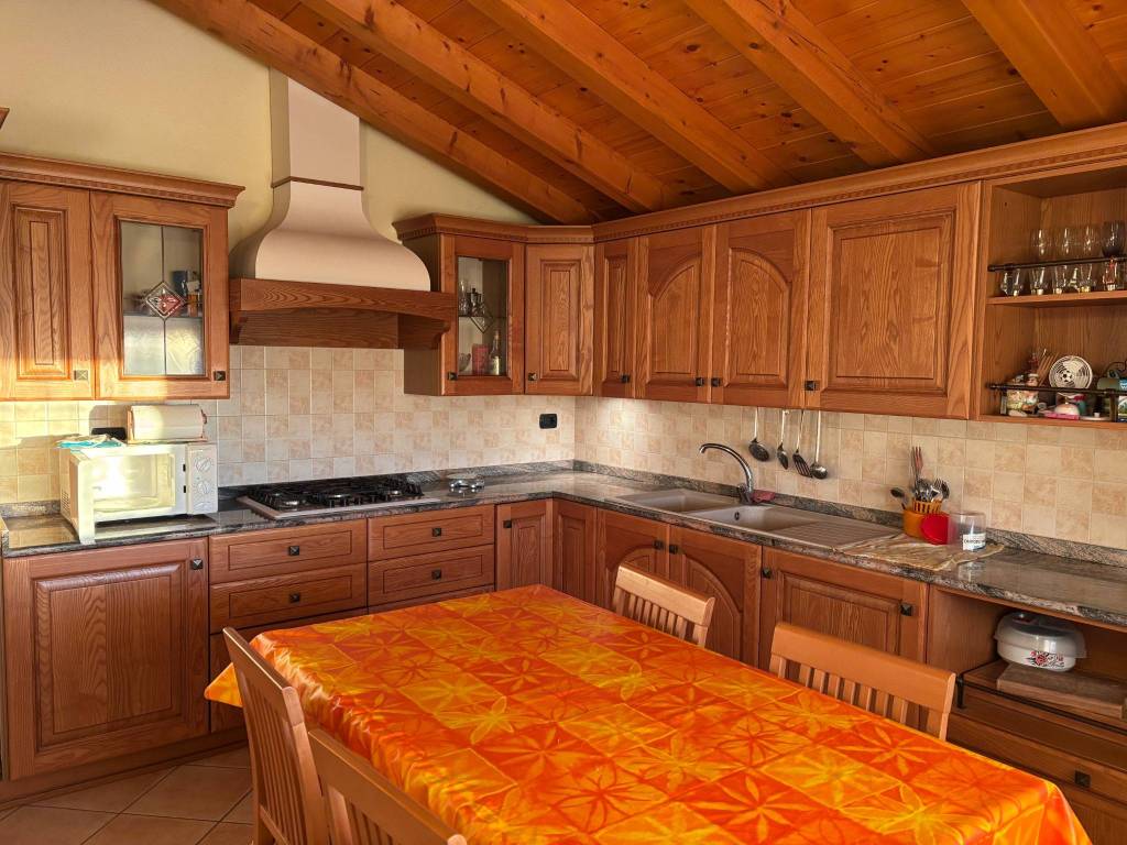 Appartamento a Costa serina in Via Papa Giovanni XXIII - Foto 2