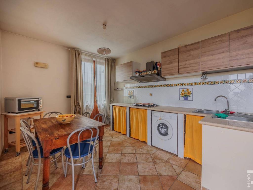 Appartamento a Buonconvento in Strada Provinciale di Murlo - Foto 3