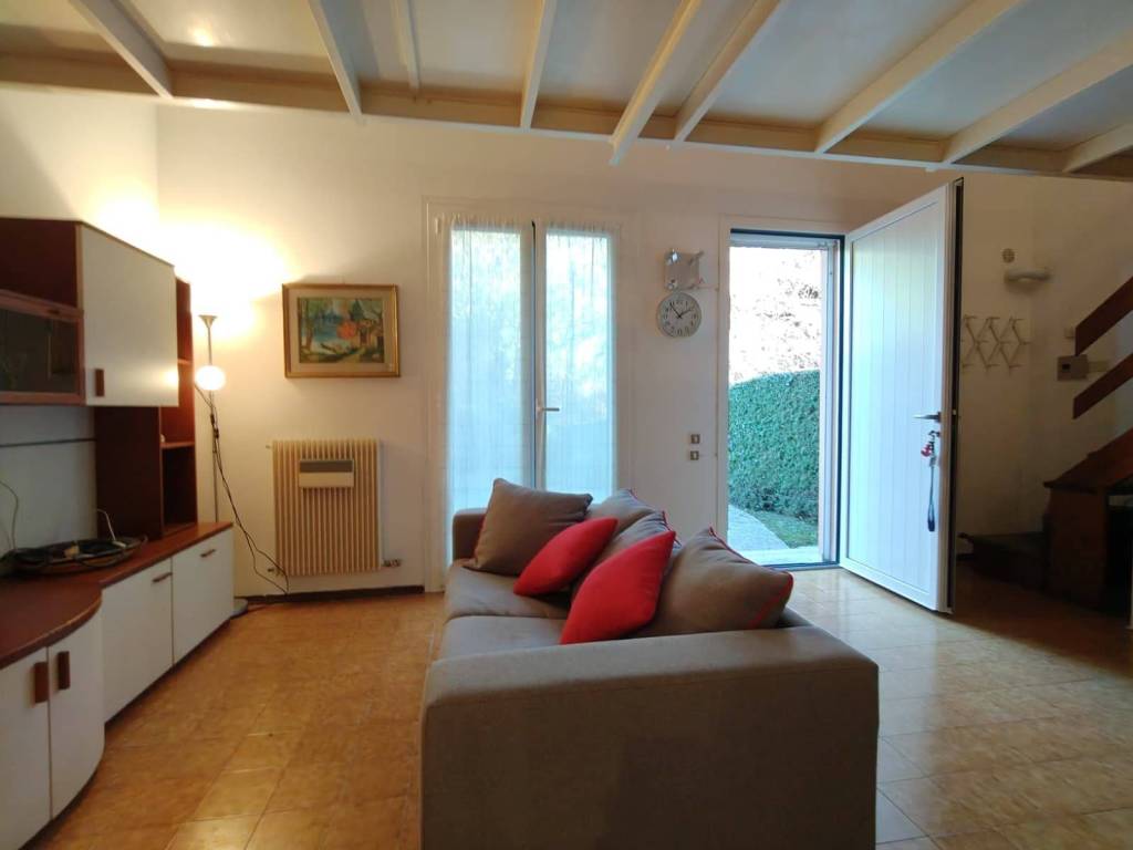 Appartamento a Ispra in Via Delle Querce, 118 - Foto 3