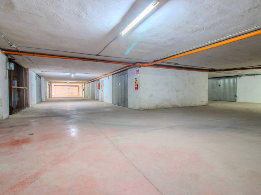 Box / garage a Lucera in Via Sansone, 8 - Foto 3