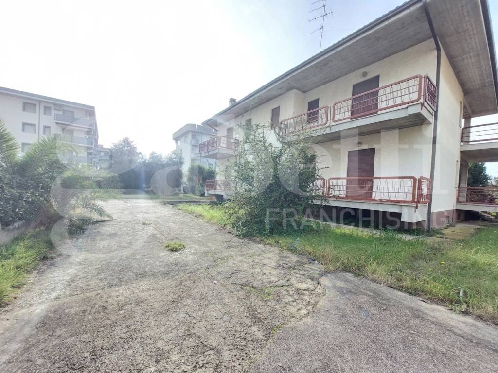 Villa a Martinsicuro in Via Tosti, 3 - Foto 3