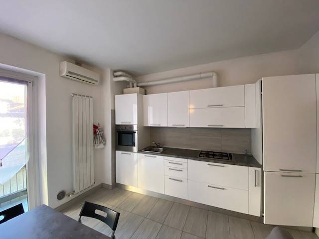 Appartamento a Borgomanero in Via Antonio Rosmini - Foto 4