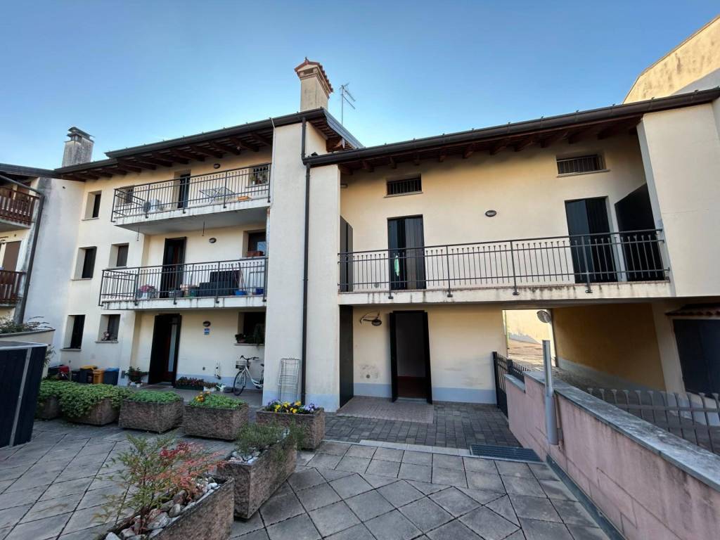 Appartamento a Codroipo in Via Giuseppe Verdi, 16 - Foto 2