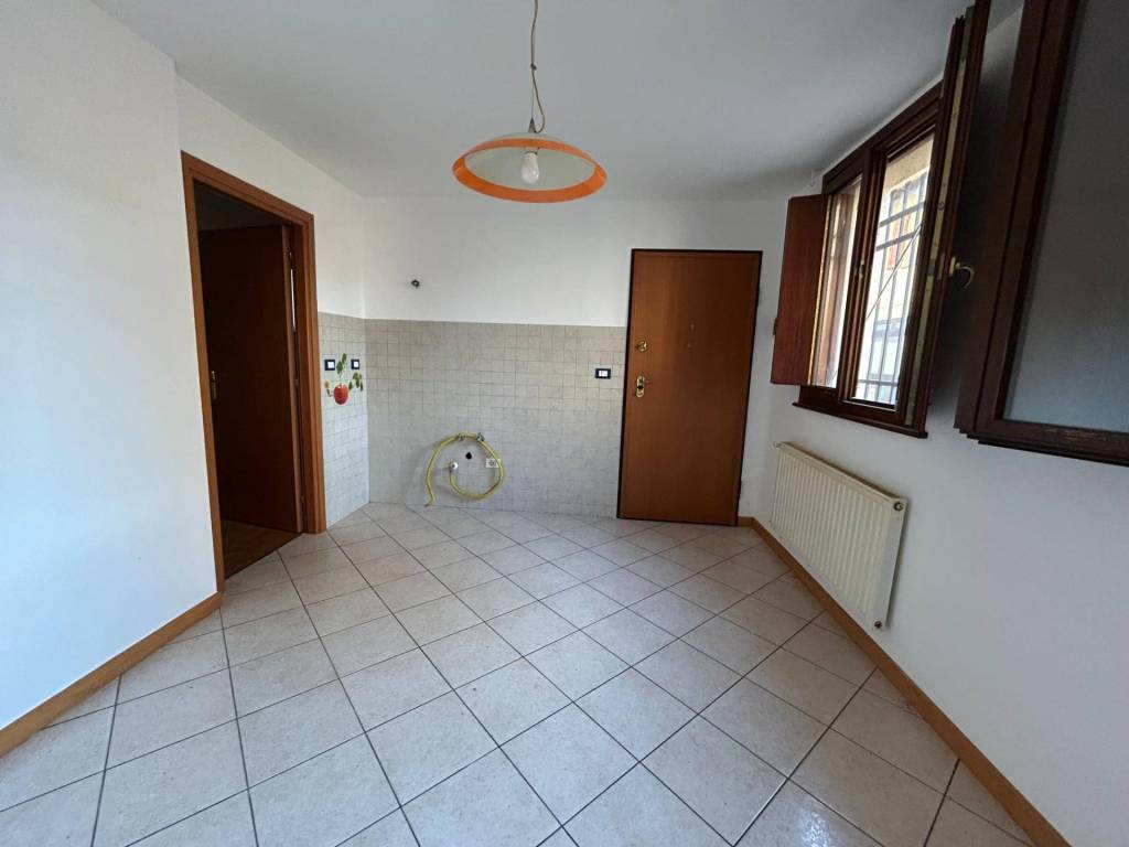 Appartamento a Codroipo in Via Giuseppe Verdi, 16 - Foto 4