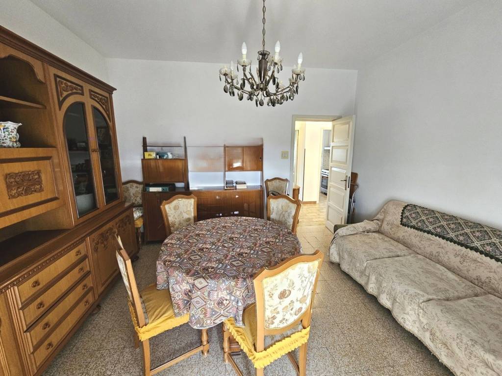 Appartamento a Catignano in Via Alcide De Gasperi - Foto 5
