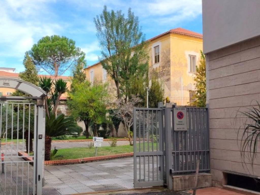 Box / garage a Caserta in Via Giuseppe Maria Bosco, 47 - Foto 3