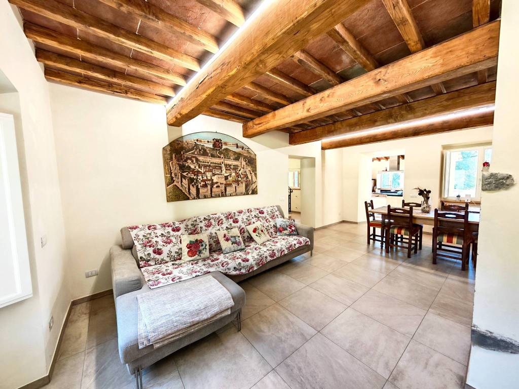 Villa a Castelfranco piandisco in Strada Provinciale Fiorentina - Foto 3