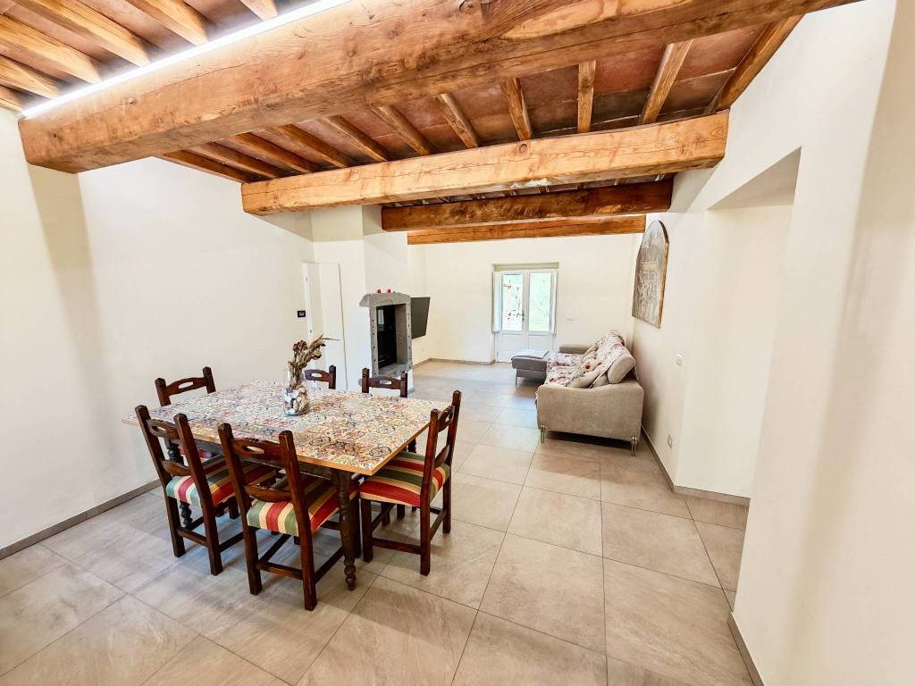 Villa a Castelfranco piandisco in Strada Provinciale Fiorentina - Foto 4