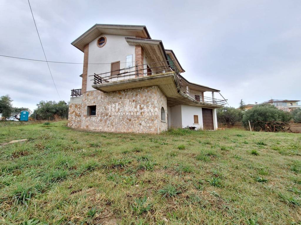 Villa a Colonnella in via pianagallo - Foto 2