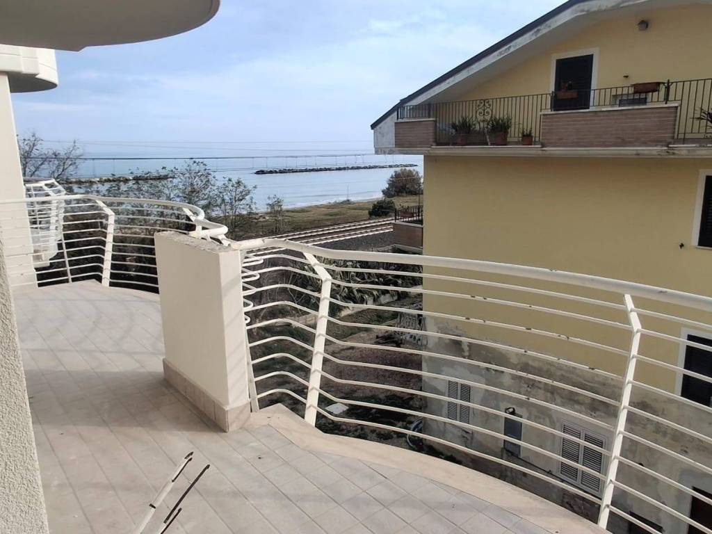 Appartamento a Massignano in Strada Statale Adriatica - Foto 5