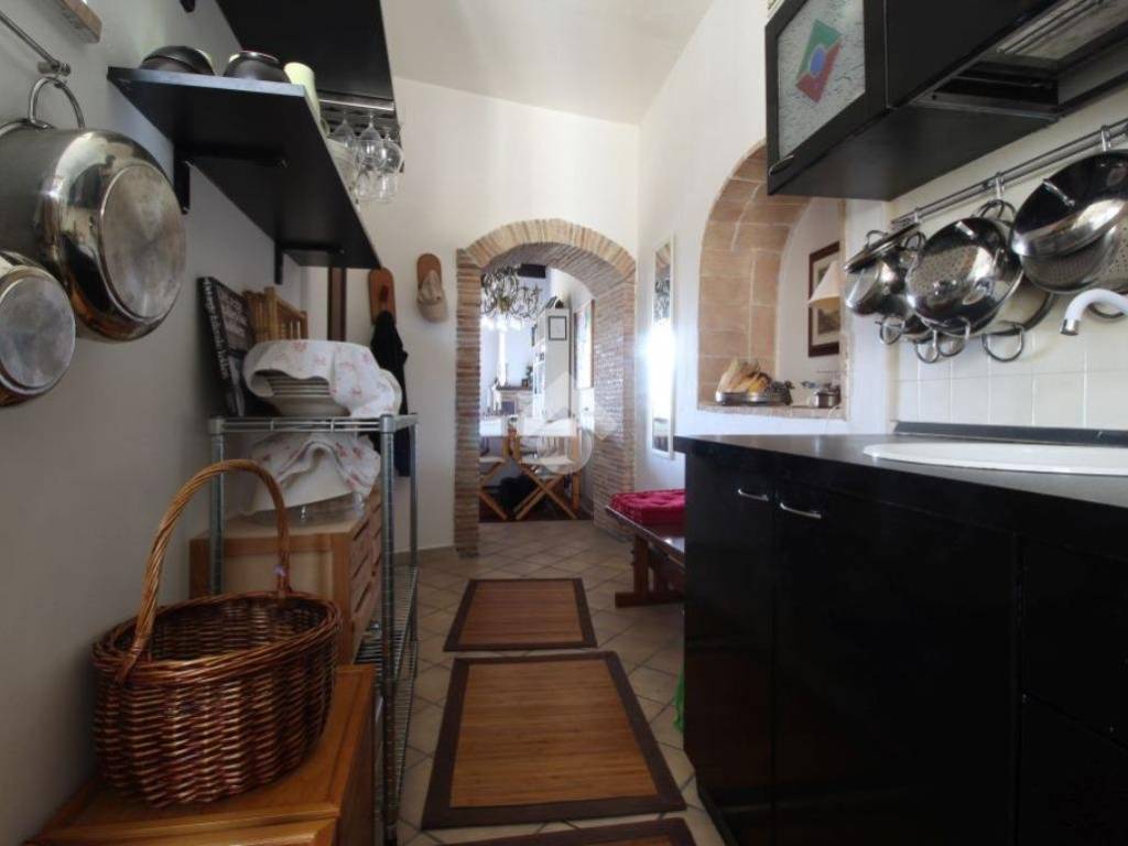 Appartamento a Torricella in sabina in Piazza della chiesa, 2 - Foto 4