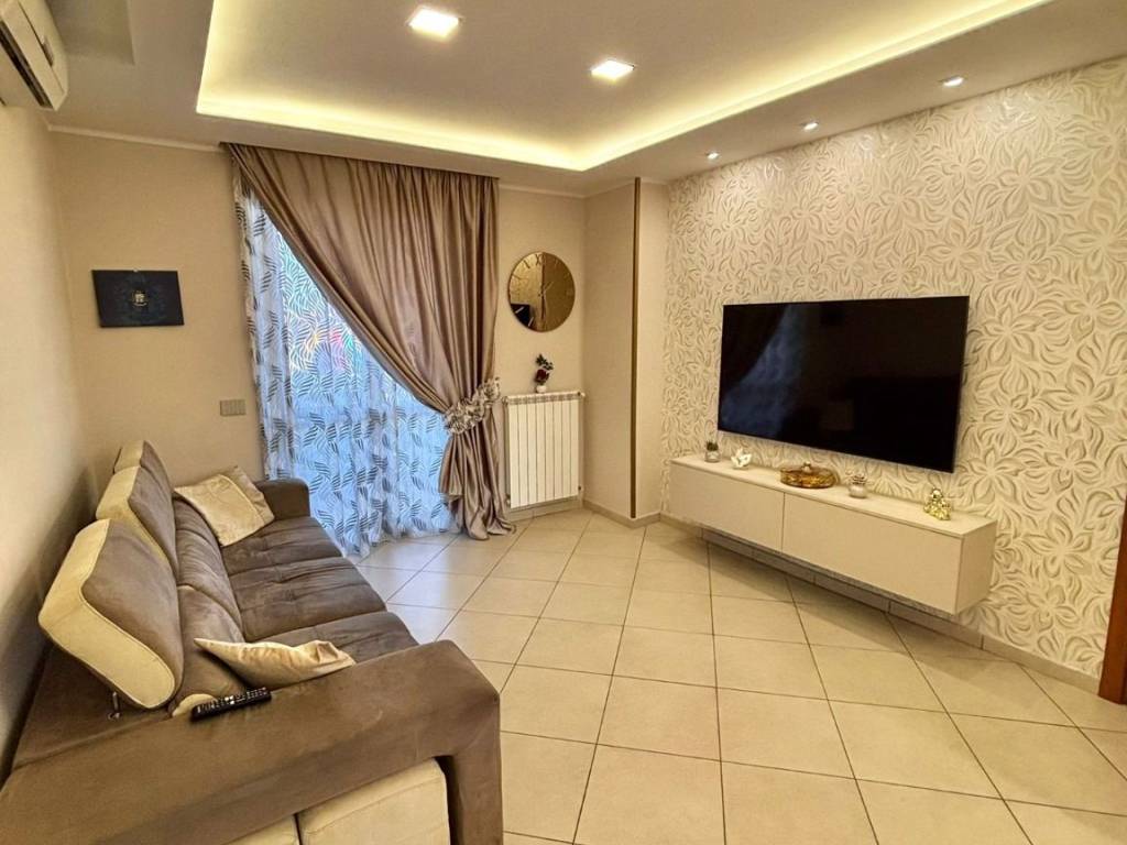 Appartamento a Sant'arpino in Via Irma Bandiera - Foto 5