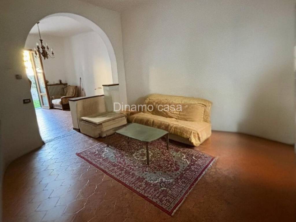 Casa indipendente a Vaiano in Via Giulio Braga - Foto 4