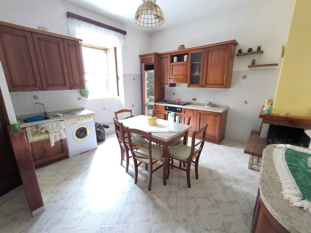 Appartamento a Tolfa in Via della Concia - Foto 2