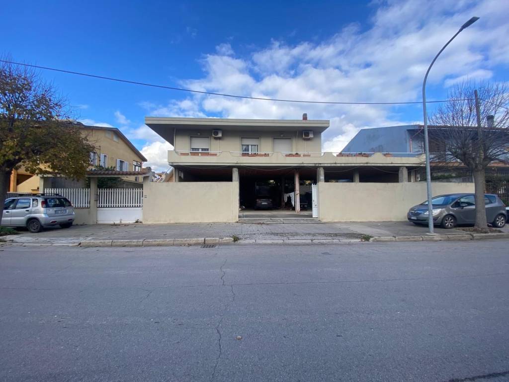 Villa a Sardara in Via Cagliari, 73 - Foto 4